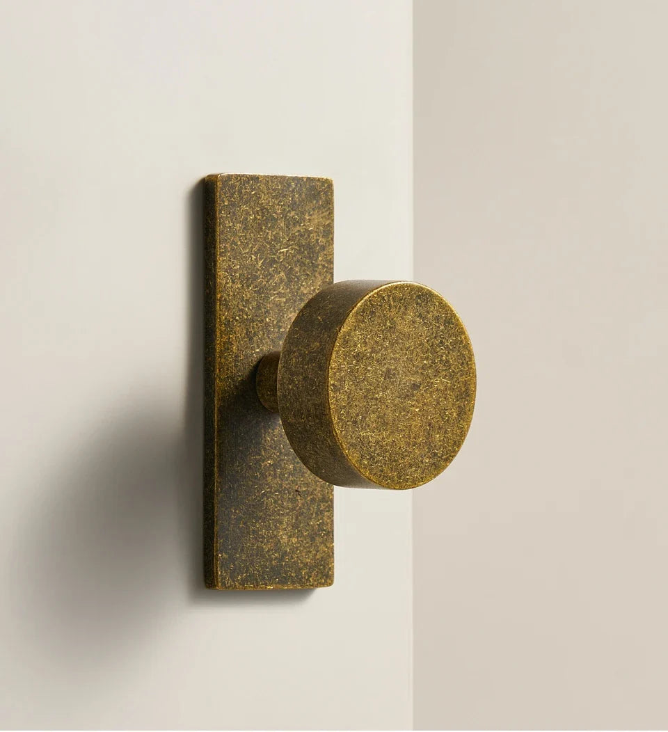 Antique Brass Cabinet Knob – Ice Flower Vintage Design