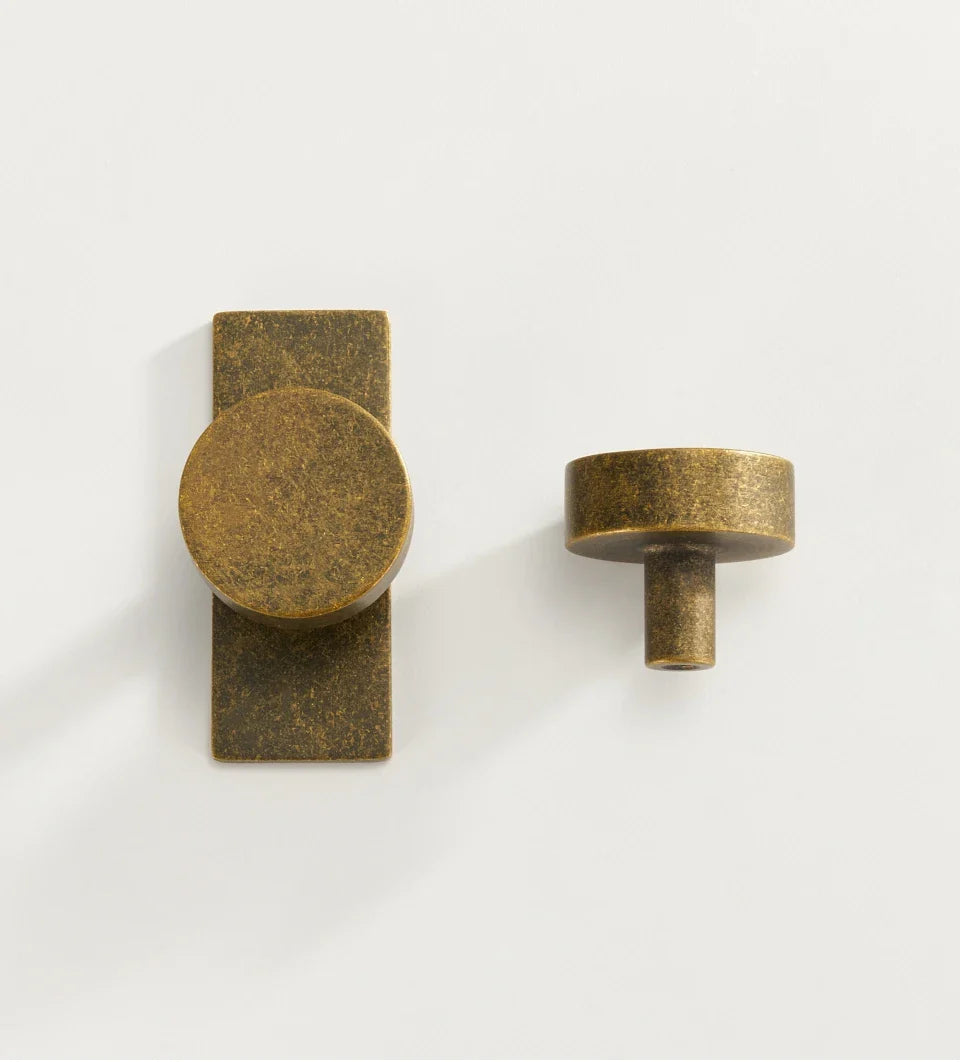 Antique Brass Cabinet Knob – Ice Flower Vintage Design