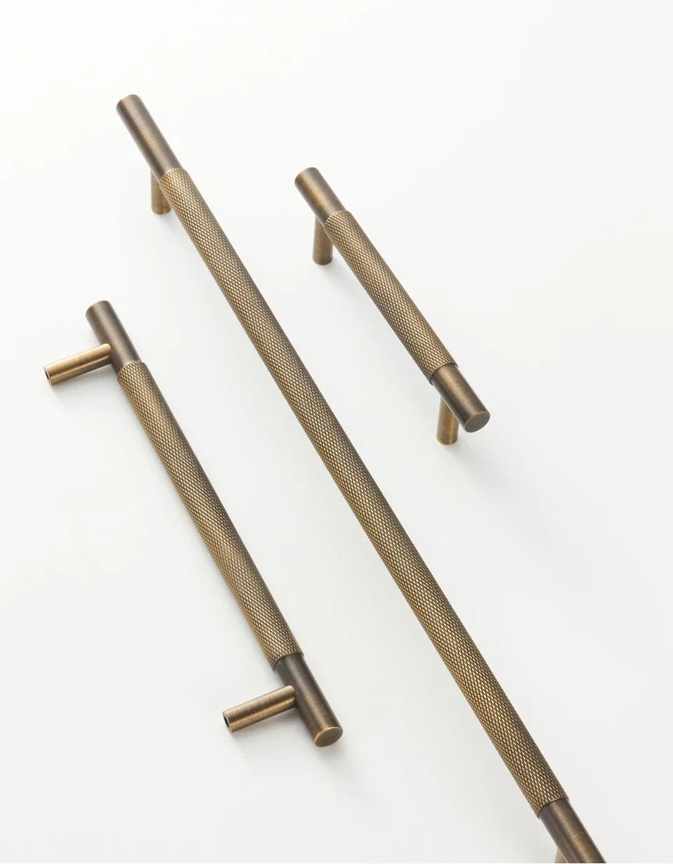 Solid Brass Cross Knurled Handle – Diamond-Cut T-Bar & Cabinet Knob