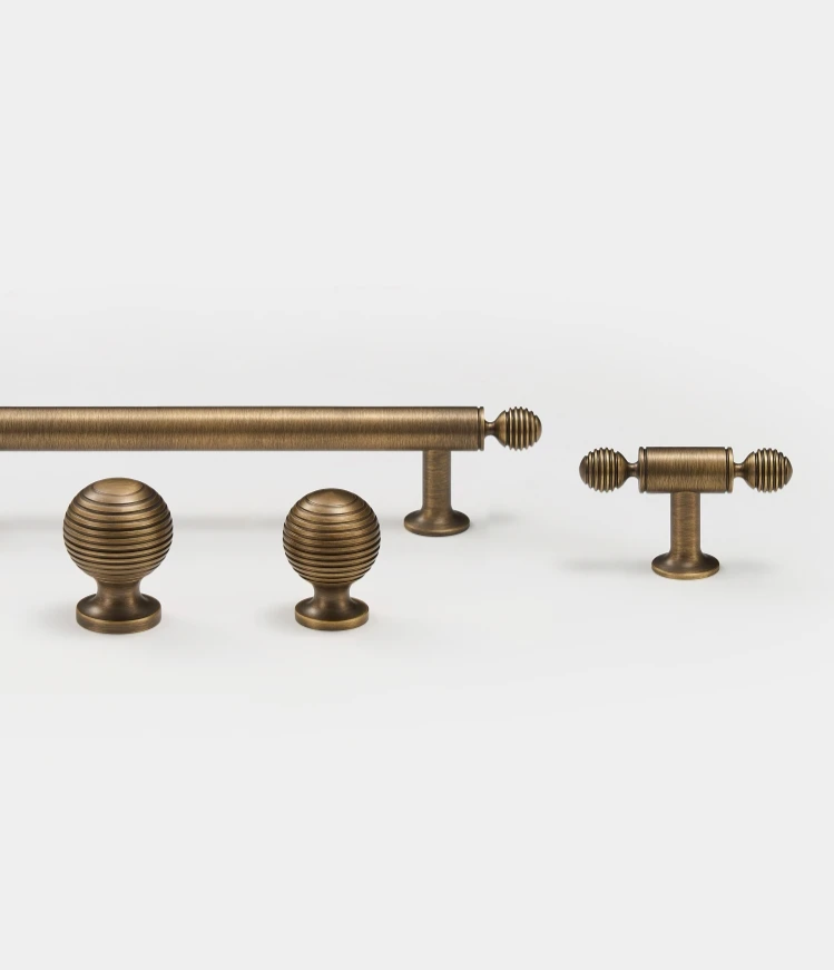 Solid Brass Ball Handle – Antique T-Bar Cabinet & Wardrobe Pull
