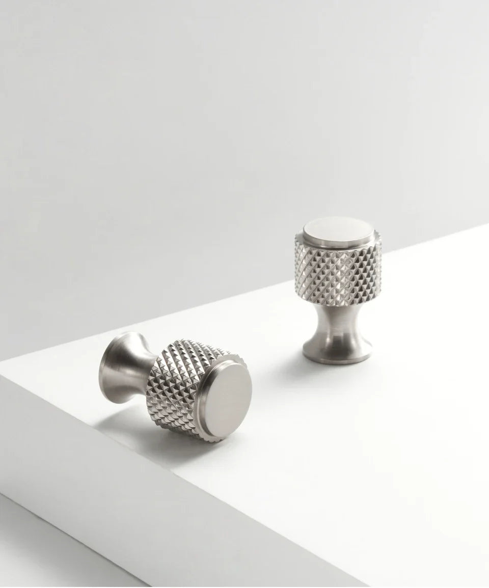 Brushed Nickel Knurled Cabinet Knob – Solid Brass Diamond-Cut Drawer & Door Handle