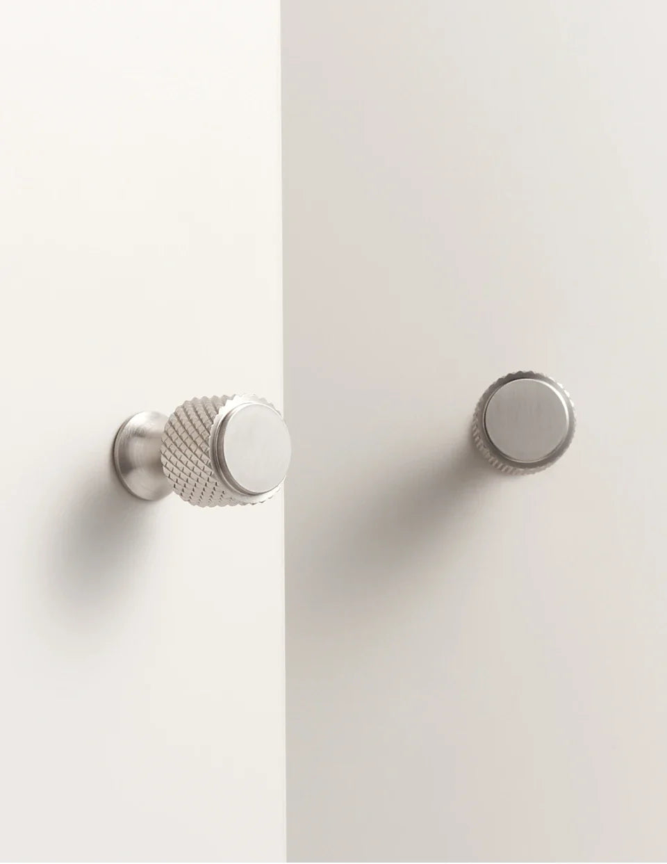 Brushed Nickel Knurled Cabinet Knob – Solid Brass Diamond-Cut Drawer & Door Handle