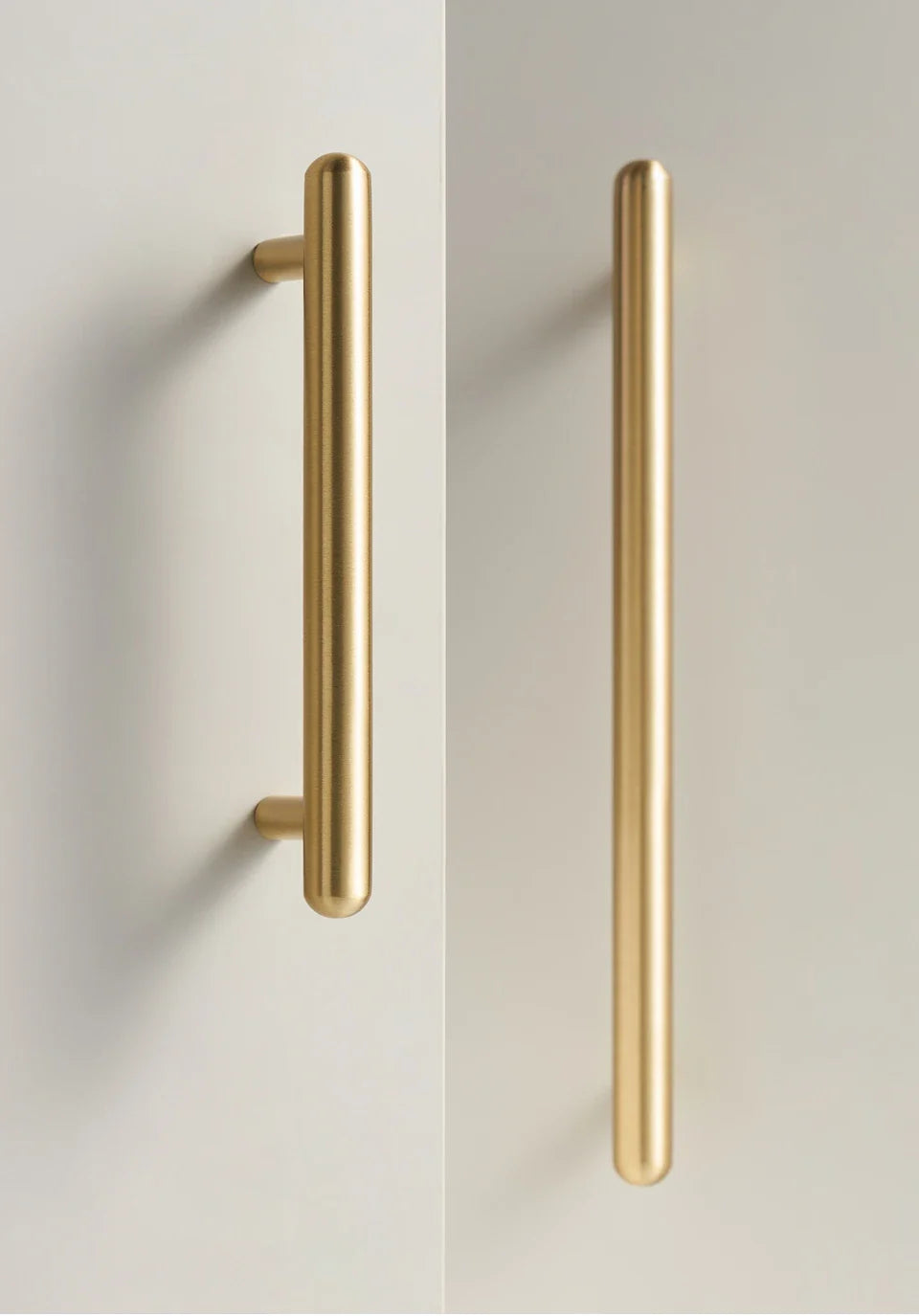Solid Brass Smooth Round Knob – Elegant Cabinet & Drawer T-Bar Handle
