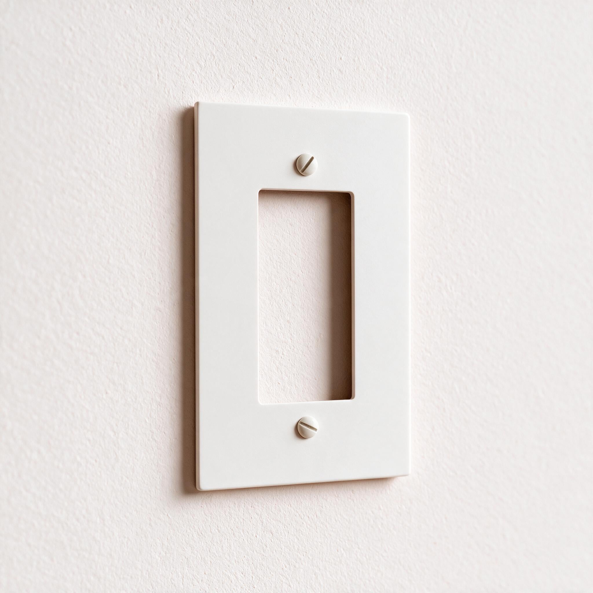 1-Gang Brass Decorator Wall Plate