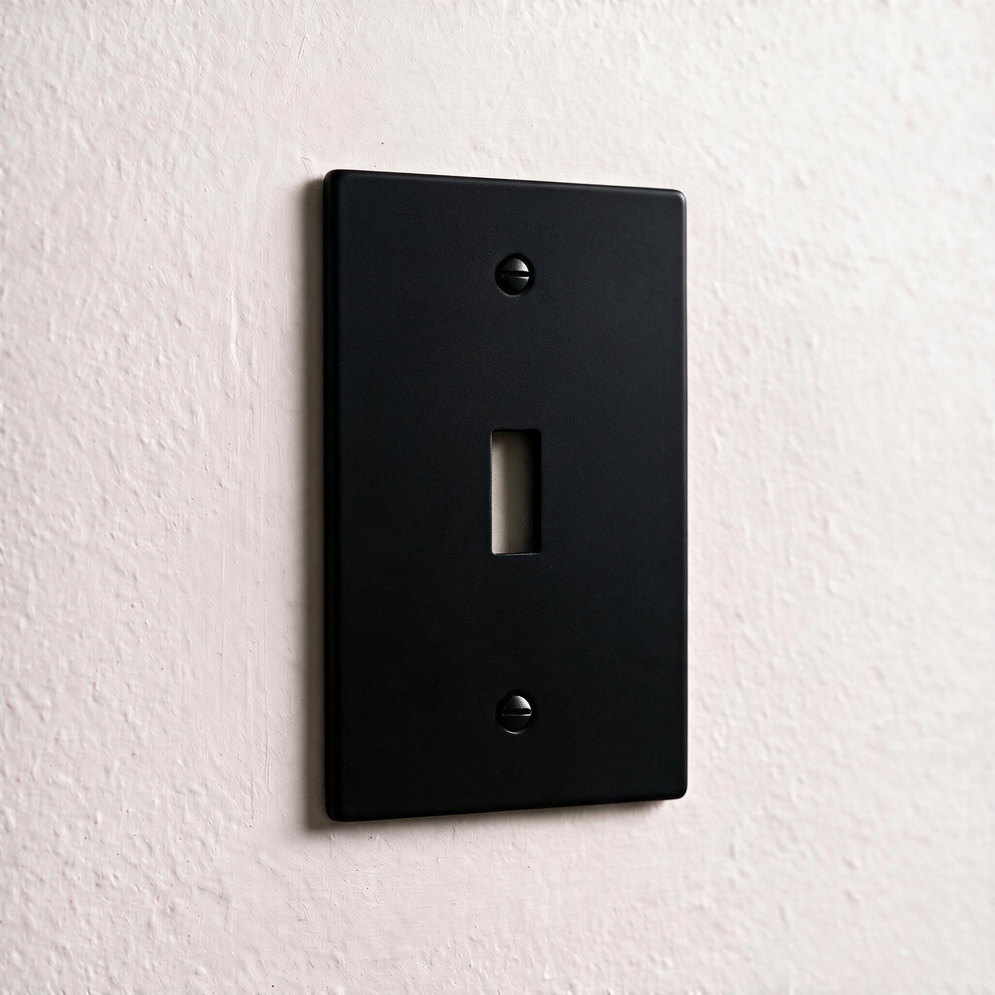 1-Gang Solid Brass Toggle Wall Plate