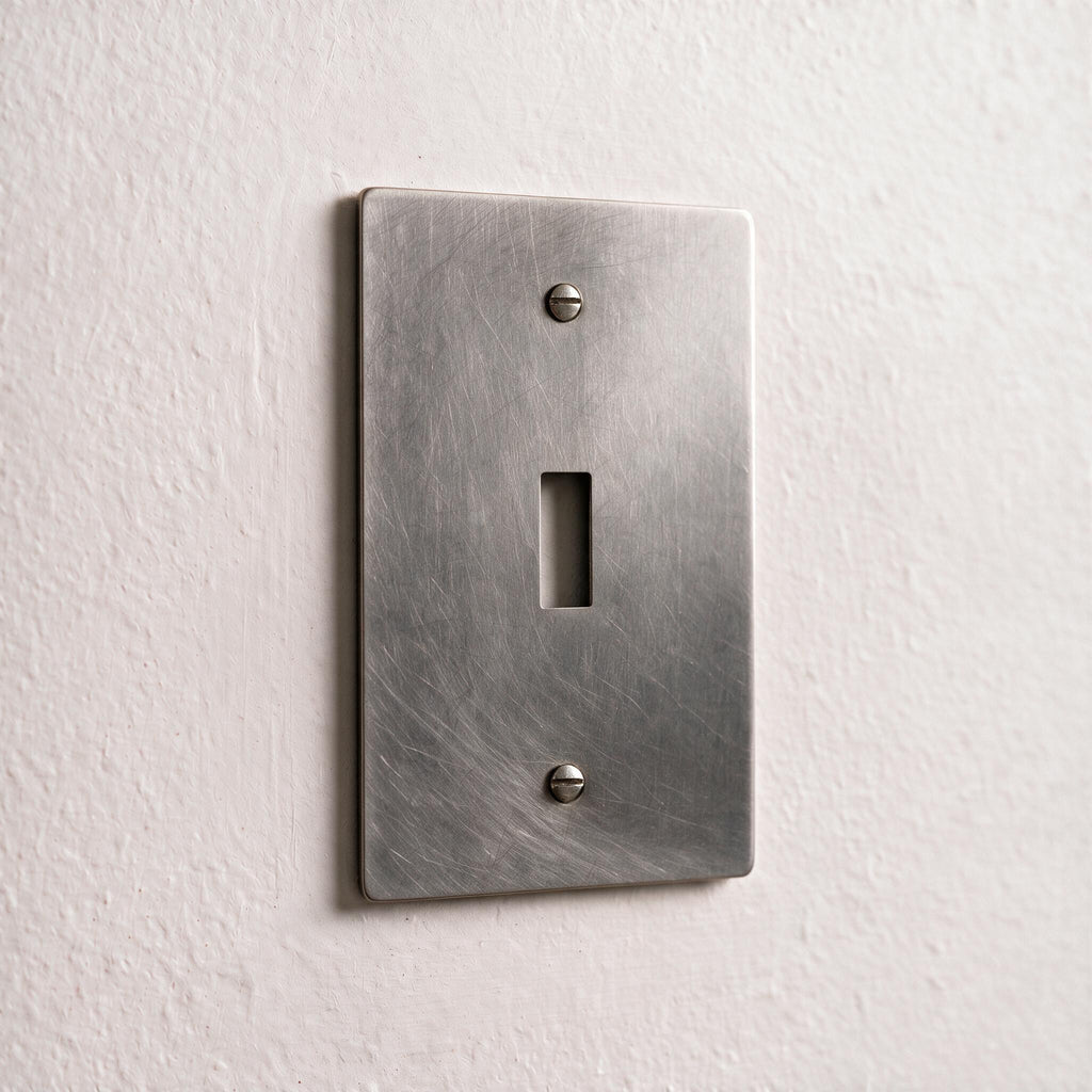 1-Gang Solid Brass Toggle Wall Plate