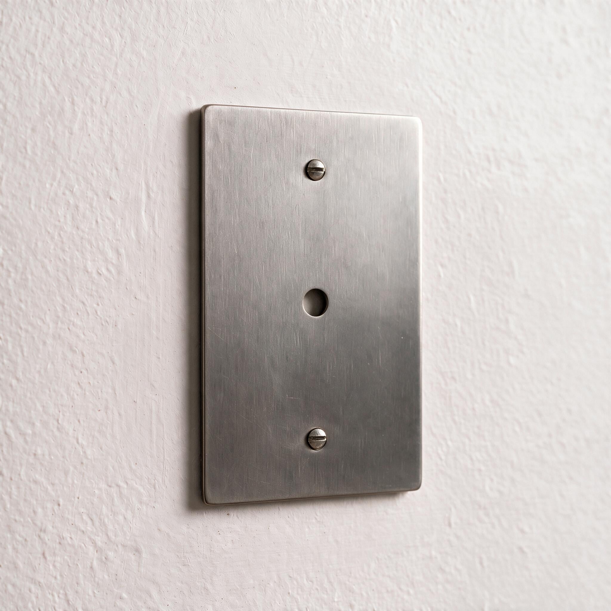 1-Gang Brass Dimmer Wall Plate (Rotary Opening)