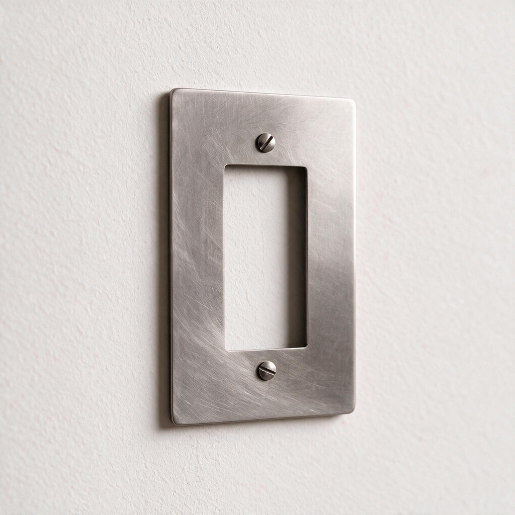 1-Gang Brass Decorator Wall Plate
