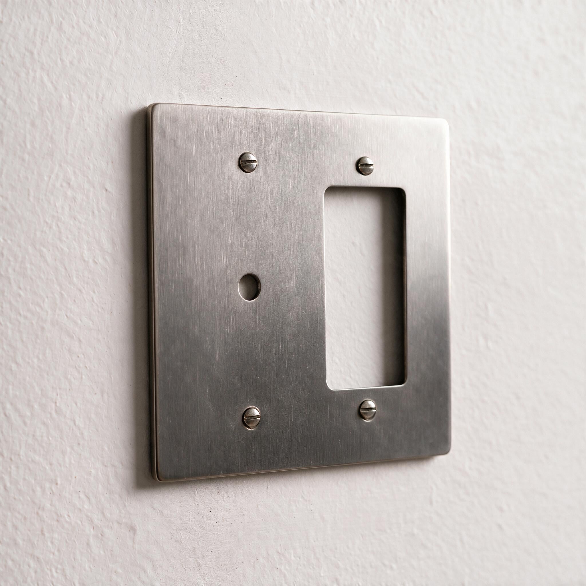 2-Gang Brass Dimmer + Outlet Wall Plate (Rotary + Decorator)